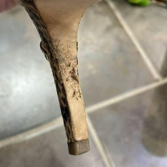 Tory Burch Suede Nude Heels 9 - Picture 8 of 12